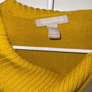 Banana republic sweater